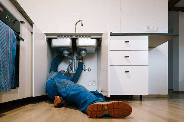 Professional Leak Detection technician working in Saddle Brook, NJ